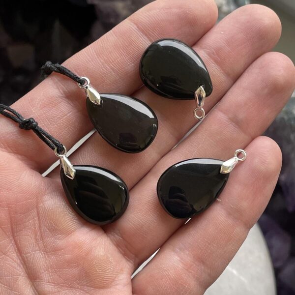 Vaivorykštinio obsidiano pakabukas, 3-4 gr. - Image 2