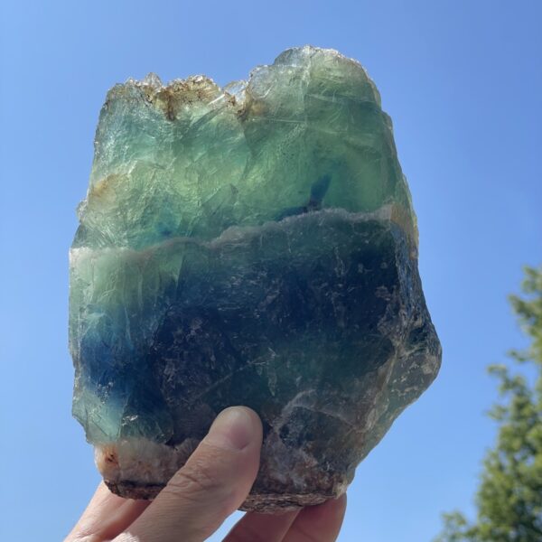 Vaivorykštinis fluoritas (AA), 2,76 kg