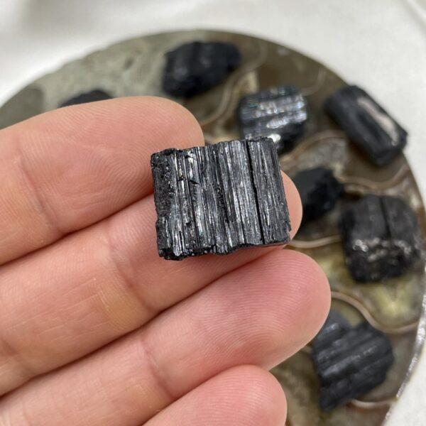 Juodasis Turmalinas, 3,2-7,5 gr. - Image 3