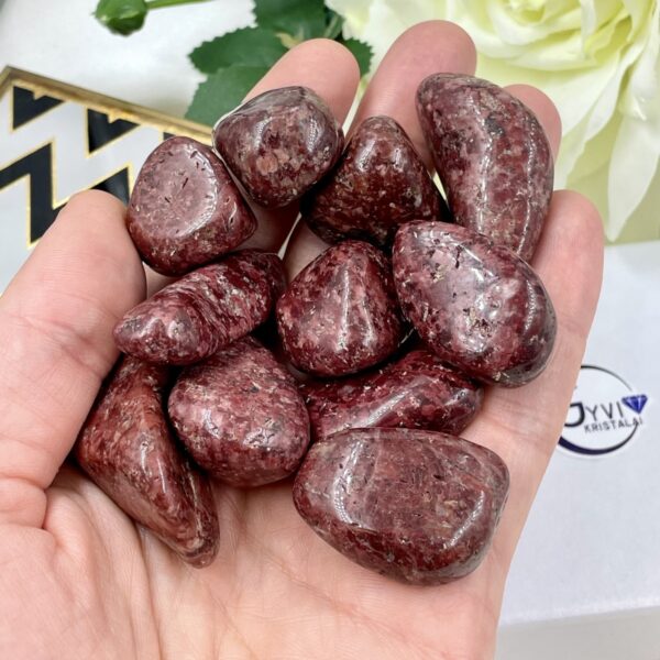 Granatas (grosuliaras), M-L dydis