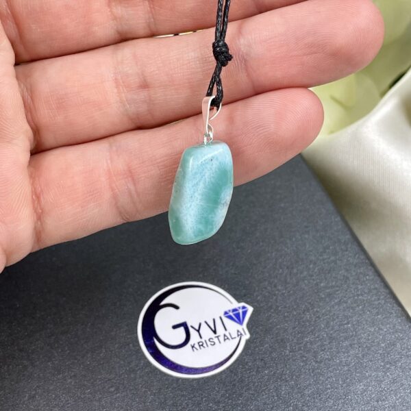 Pakabukas su larimar, 4,6 gr.