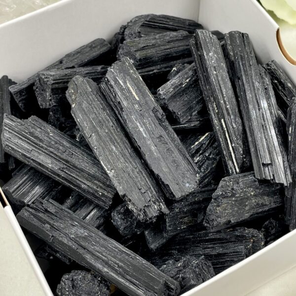 Juodasis turmalinas "Šerlas", 20-30 gr. - Image 2
