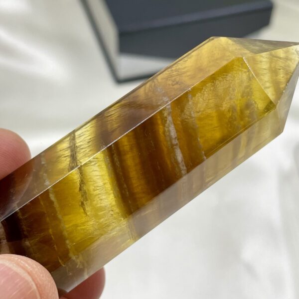 Vaivorykštinio fluorito bokštelis (A), 112 gr. - Image 2