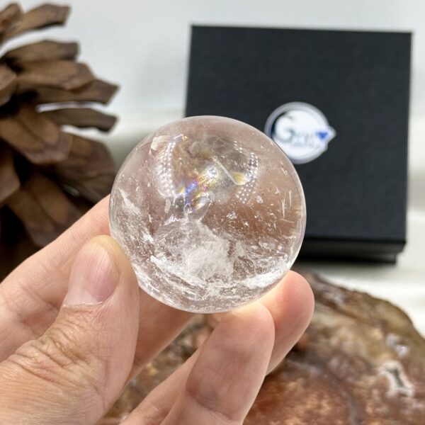 Kalnų krištolo rutulys (sfera), 125-130 gr. - Image 2