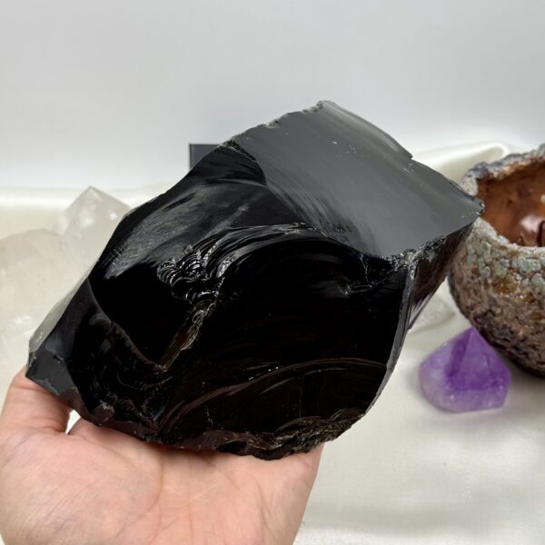 Juodasis obsidinas, 1,86 kg - Image 3