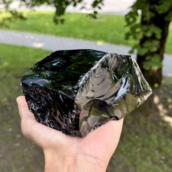 Juodasis obsidinas, 1,86 kg - Image 2